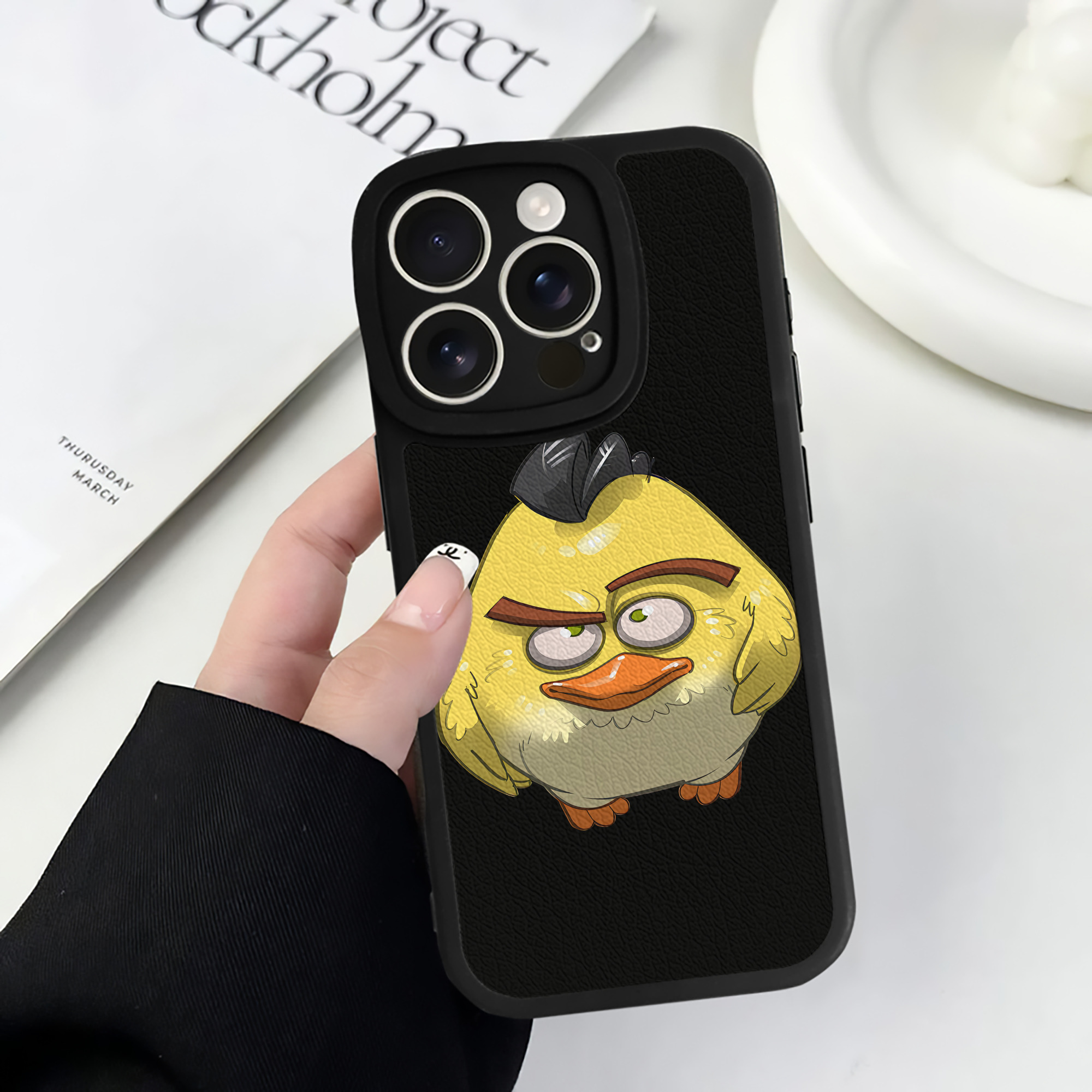 （画像用） Angry Birds アングリーバード 【iPhone 16シリーズ対応】シリコンスマホケース（レザー調） 材質：シリコン